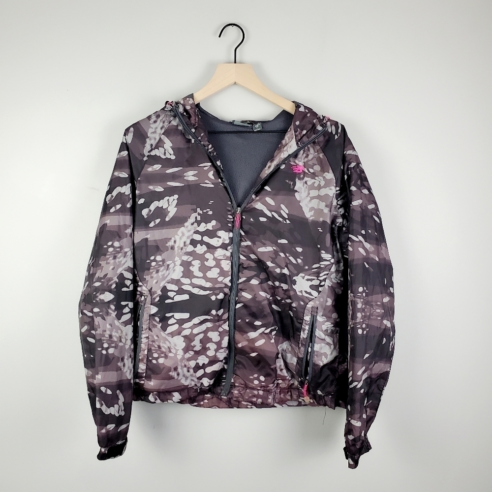 New Balance Abstract Print Zip Windbreaker Large